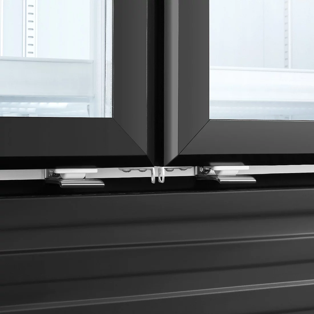 REFRIGERATEUR HISENSE VERTICAL 2PORTES VITRINE NOIR FL81WC